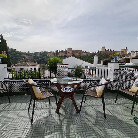 Carmen De Alaia By Florentia Homes 아파트